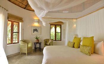 Bakwena Lodge Kasane Exterior photo
